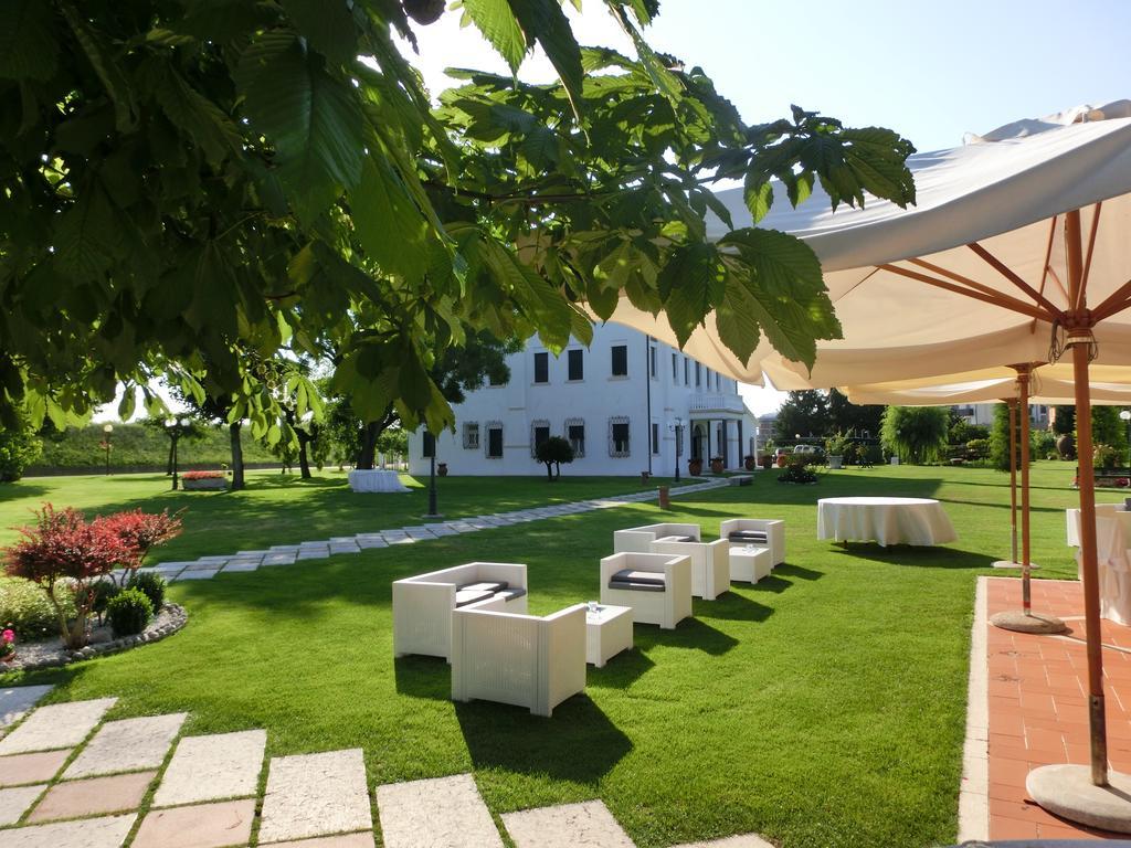 Villa Dei Dogi Caorle Esterno foto